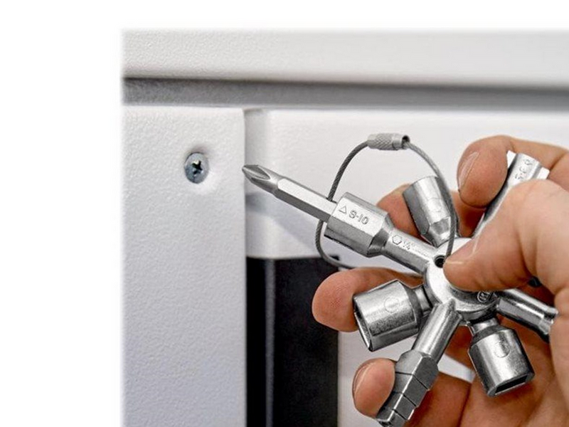 KNIPEX TwinKey®, für gängige Schränke und Absperrsysteme