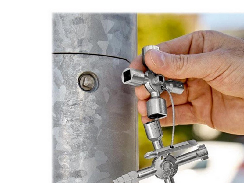 KNIPEX TwinKey®, für gängige Schränke und Absperrsysteme