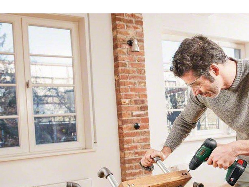 Bosch Universal Impact 18V + SystemBox