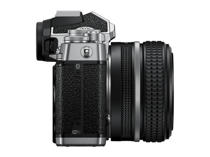 Nikon Z fc + Z 28 mm f/2.8 SE