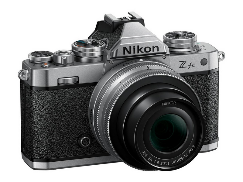 Nikon Z fc + Z DX 16-50 mm f/3.5-6.3 + Z DX 50-250 f/4.5-6.3 kit