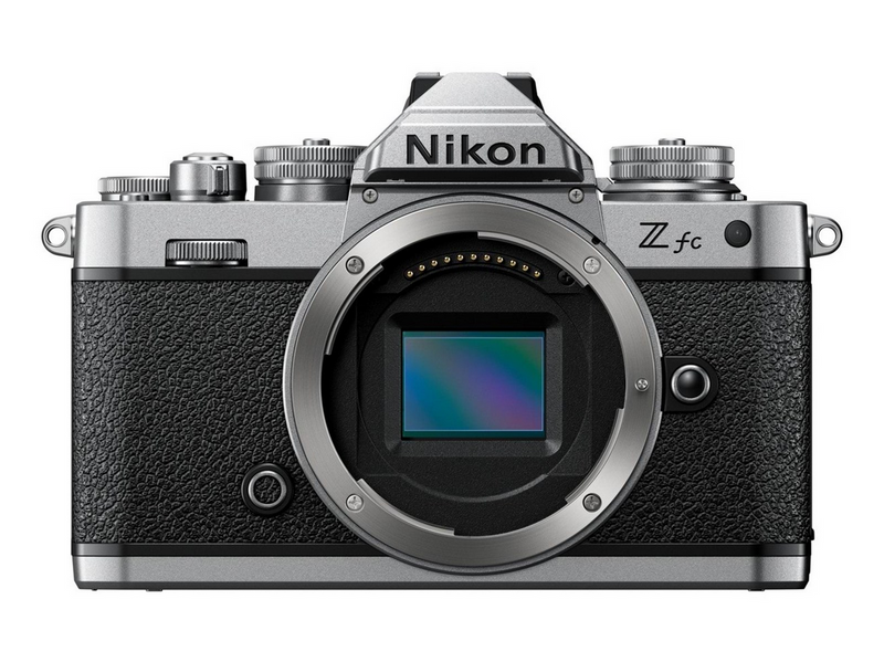 Nikon Z fc + Z DX 16-50 mm f/3.5-6.3 + Z DX 50-250 f/4.5-6.3 kit