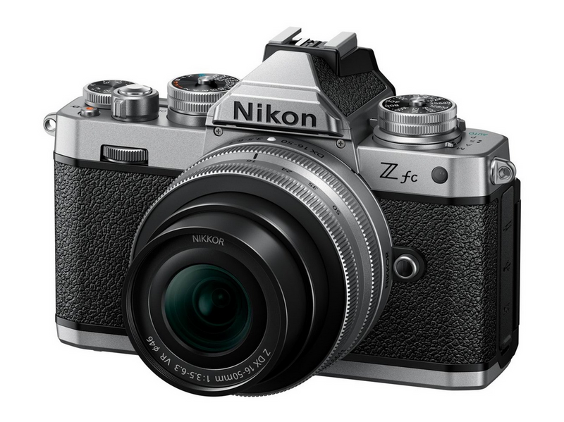 Nikon Z fc + Z DX 16-50 mm f/3.5-6.3 + Z DX 50-250 f/4.5-6.3 kit