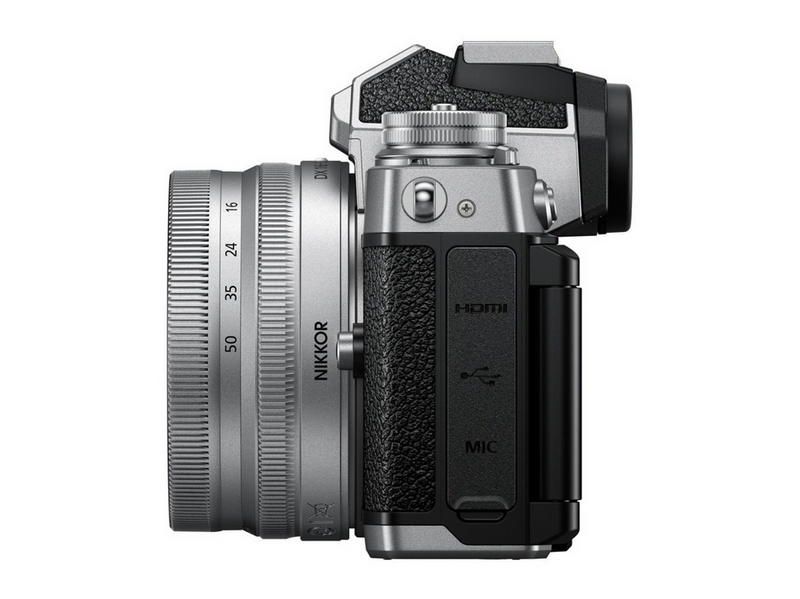 Nikon Z fc + Z DX 16-50 mm f/3.5-6.3 + Z DX 50-250 f/4.5-6.3 kit