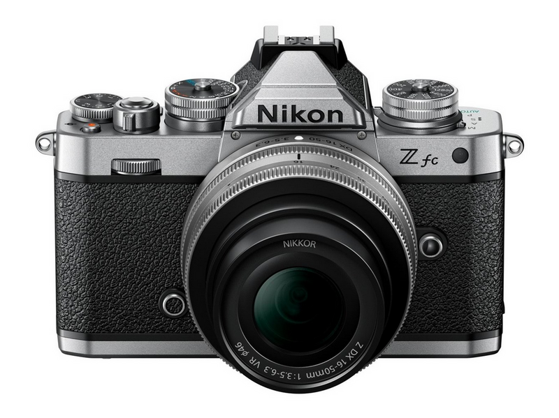 Nikon Z fc + Z DX 16-50 mm f/3.5-6.3 + Z DX 50-250 f/4.5-6.3 kit