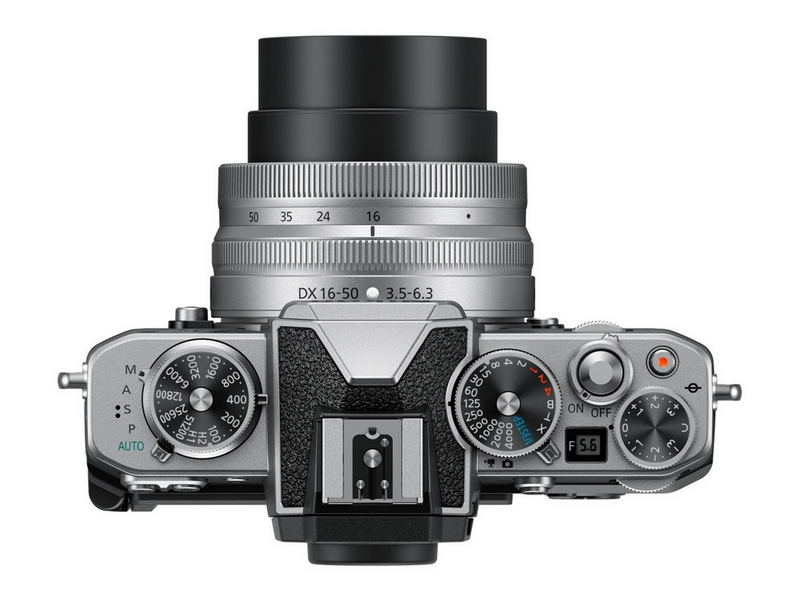 Nikon Z fc + Z DX 16-50 mm f/3.5-6.3 + Z DX 50-250 f/4.5-6.3 kit