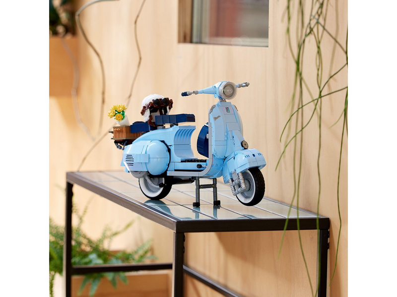 LEGO Icons 10298 Vespa 125
