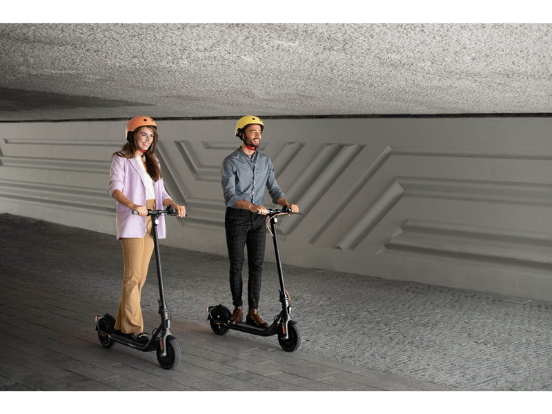 Segway Kickscooter F20D Dark Grey (20 km/h)