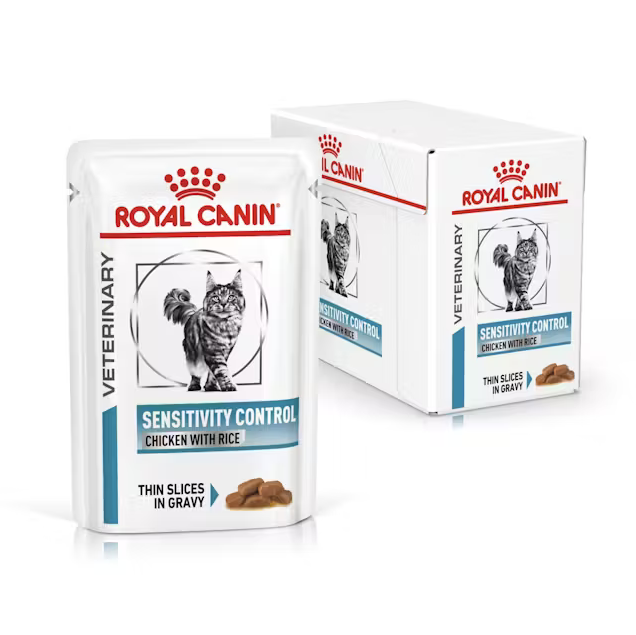 Royal Canin Sensitivity Control Chicken with Rice Thin Slices In Gravy 85g (12-Pack)