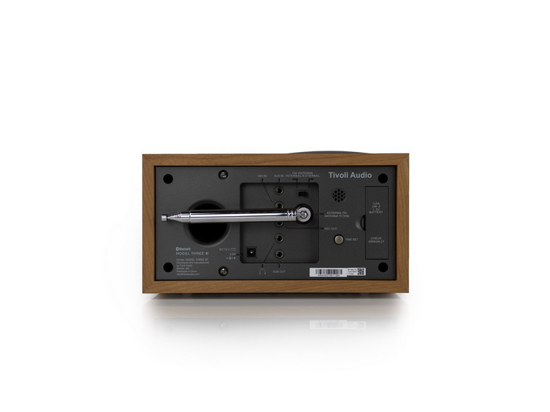 Tivoli Audio Model Three BT - AM/FM - Kirsche
