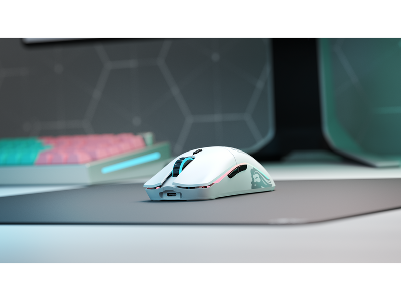Glorious Model O Wireless - Matte White - Gaming Maus (Weiß mit RGB Licht)