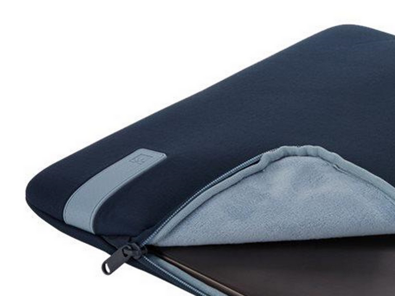Case Logic Reflect 13.3" Laptop Sleeve - Dark blue