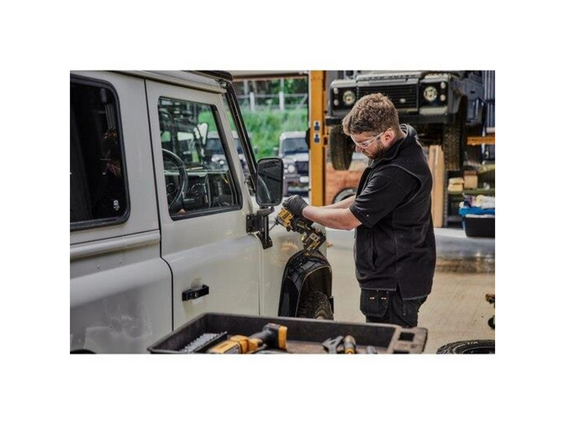 Dewalt Cordless Impact Driver (Solo)