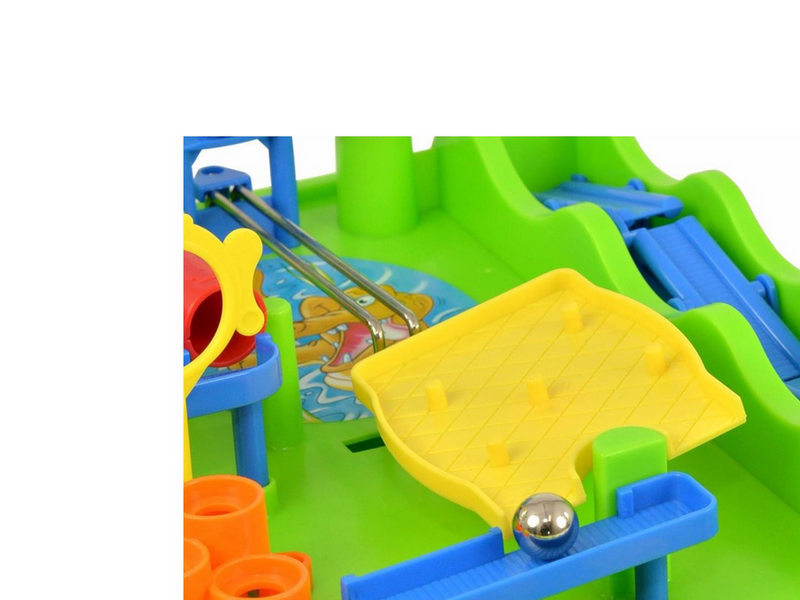 Tomy The Screwball Scramble Game