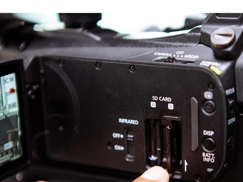 Canon XA60