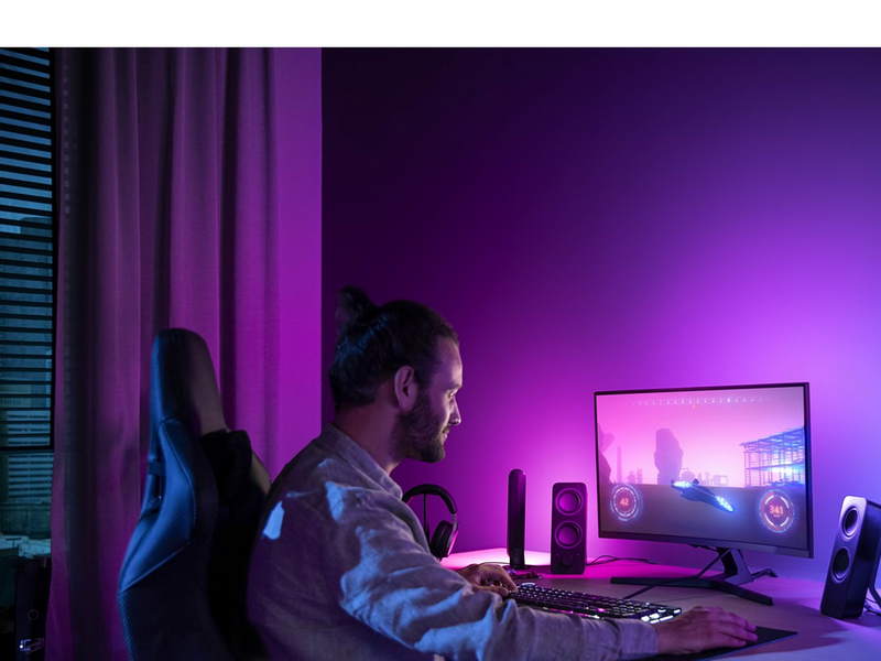 Philips Hue Play Gradient PC Lightstrip 32-34" + Hue Bridge
