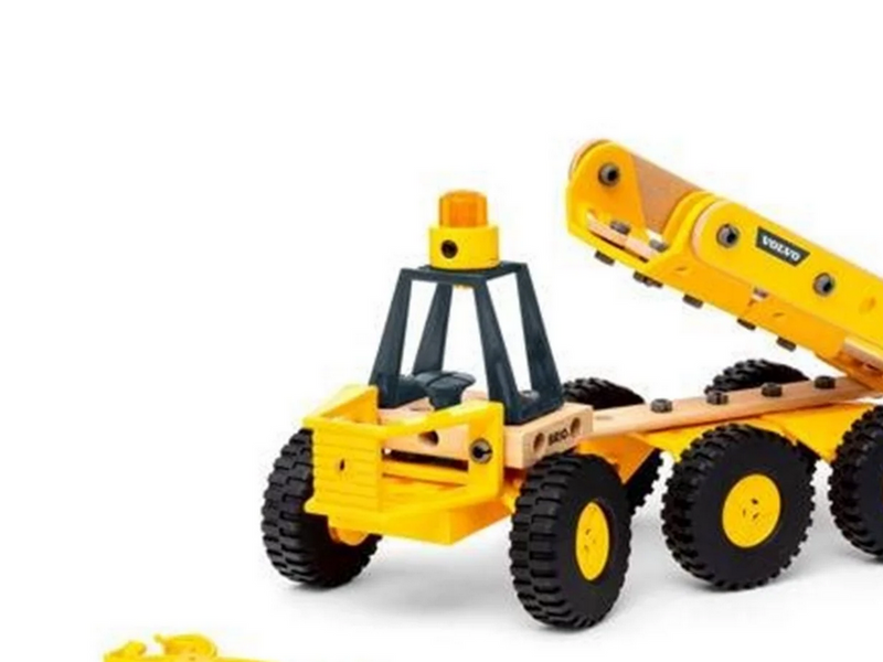 Brio Builder Volvo Hauler