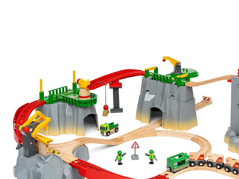 Brio Cargo Mountain Set