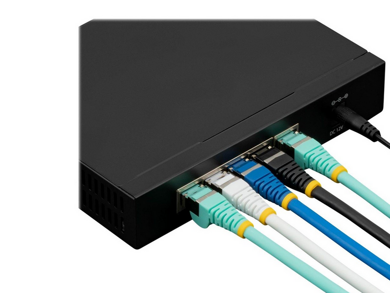StarTech.com 10m CAT6a Ethernet Cable - Black - Low Smoke Zero Halogen (LSZH) - Schwarz - 10m