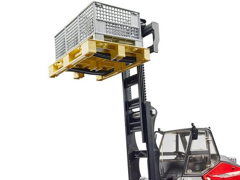 Bruder Linde HT160 Fork Lift with pallet and 3 pallet cages