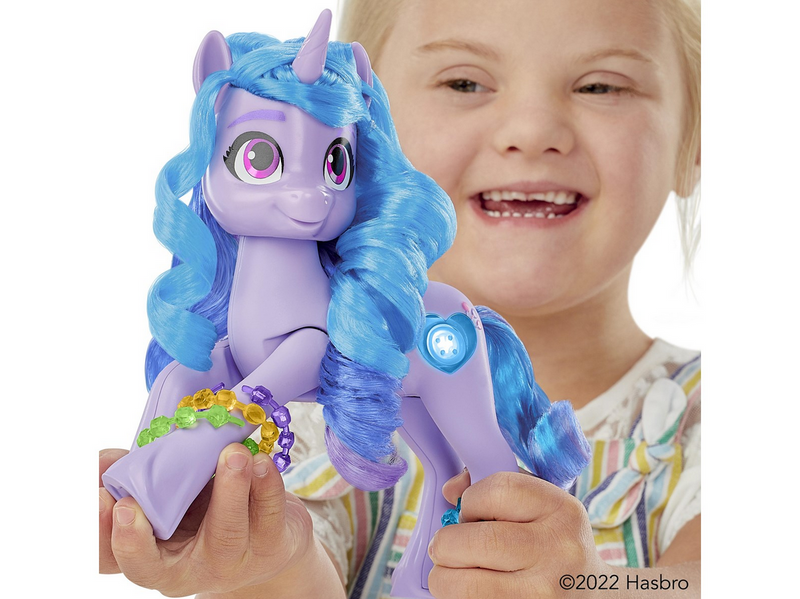 My Little Pony See Your Sparkle (Izzy Moonbow)