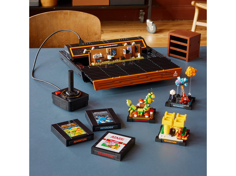 LEGO Icons 10306 Atari 2600