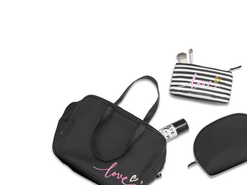 Gillian Jones 3-piece toiletry set
