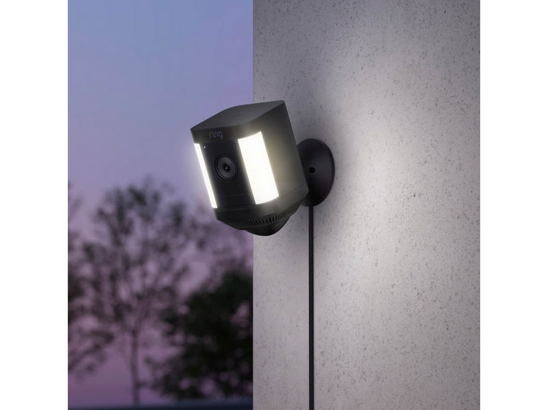 Ring Spotlight Cam Plus - Plug-in - Schwarz
