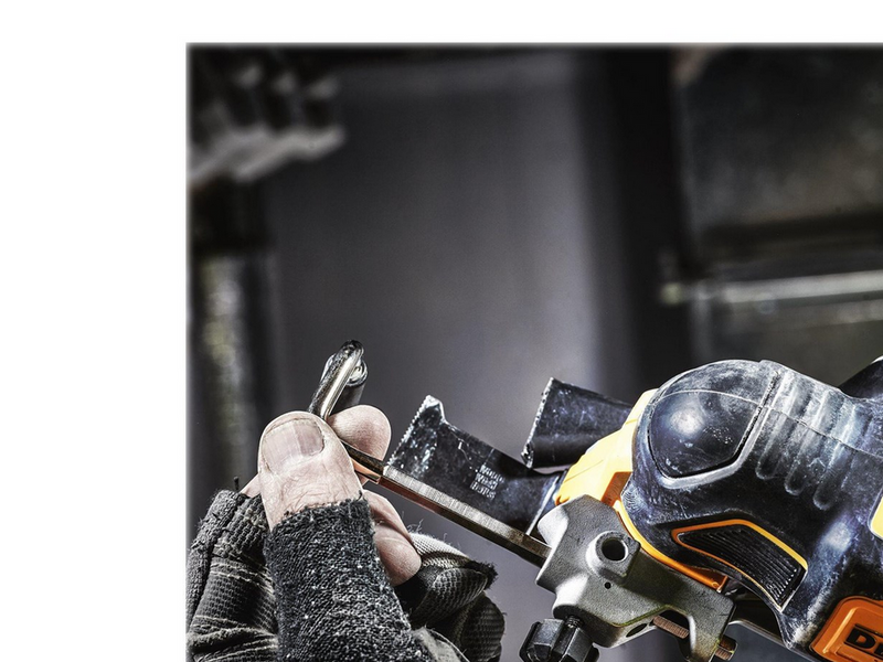 Dewalt DCS356N Cordless Multitool