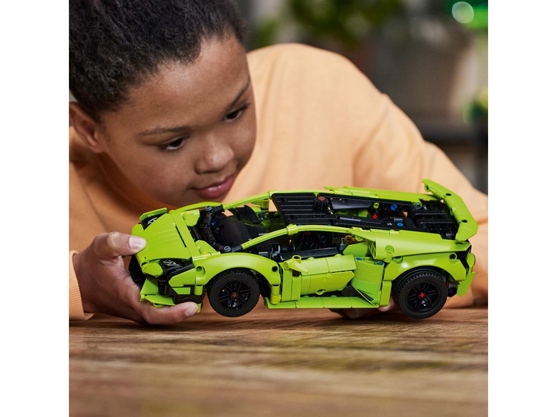 LEGO Technic 42161 Lamborghini Huracán Tecnica