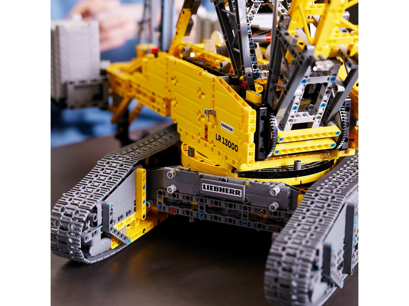 LEGO Technic 42146 Liebherr LR 13000 Raupenkran