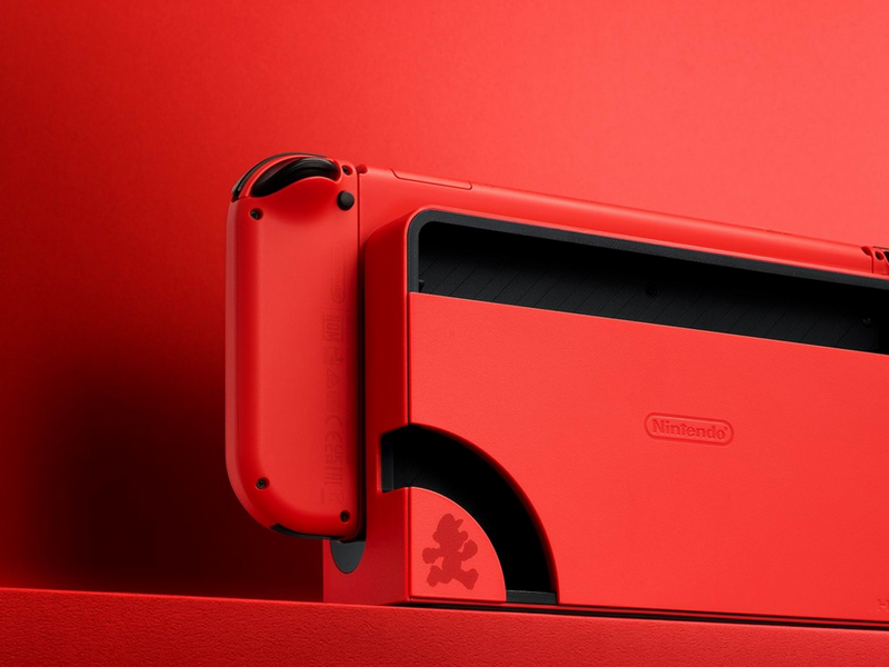 Nintendo Switch OLED (Mario Red Edition)
