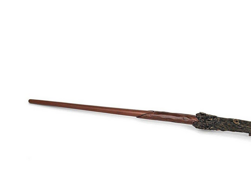 Harry Potter 's Wand in Ollivanders Box