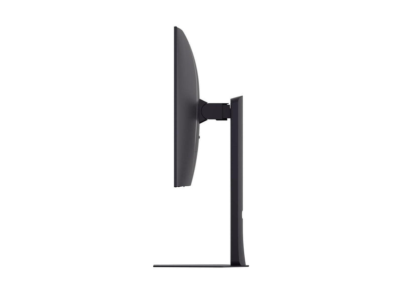 32" LG UltraGear 32GX870A - 3840x2160 (4K) - 240Hz - OLED - 90W USB-C