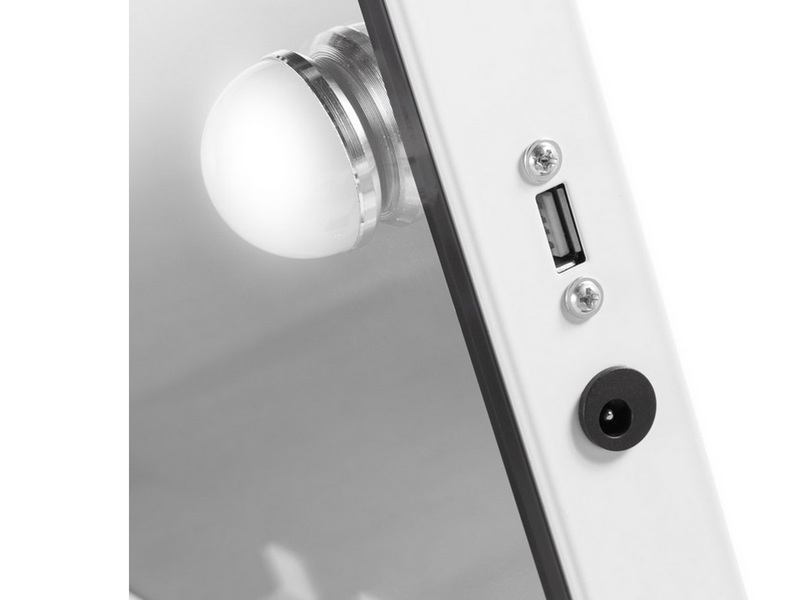 Gillian Jones Makeup artist mirror - 12 LED lights