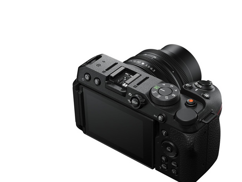 Nikon Z 30 lens kit w/ 12-28 DX PZ