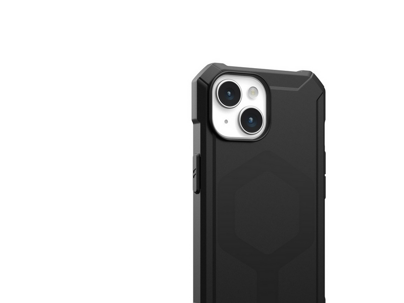 UAG Essential Armor MagSafe black - iPhone 15
