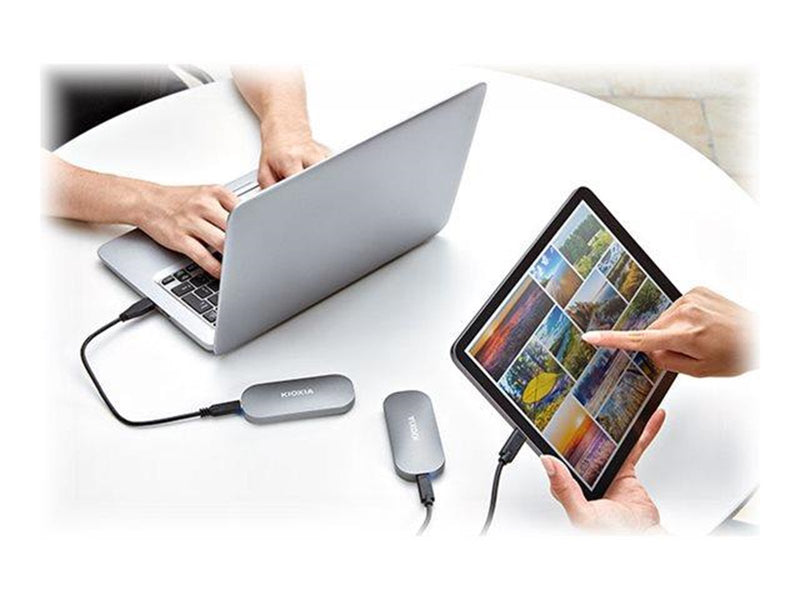 Kioxia EXCERIA PLUS Portable SSD - 500GB