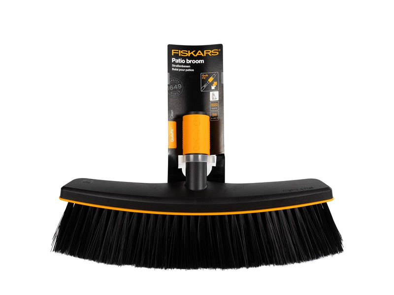 Fiskars QuikFit Patio Broom