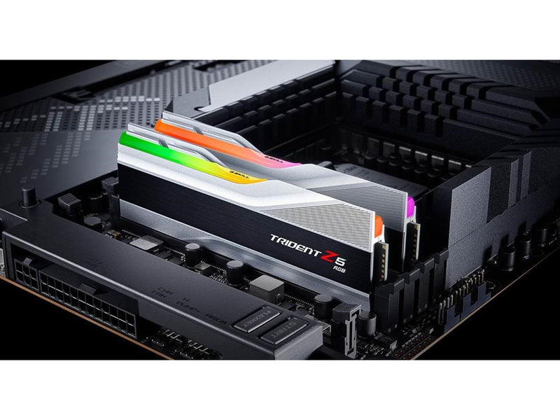 G.Skill Trident Z5 RGB DDR5-6400 - 32GB - CL32 - Dual Channel (2 pcs) - Intel XMP - Silber mit RGB