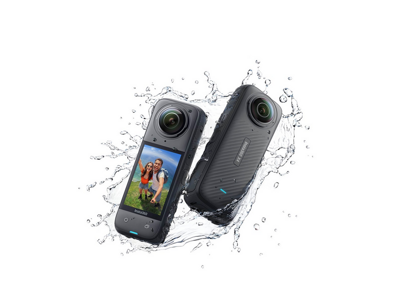 Insta360 X4