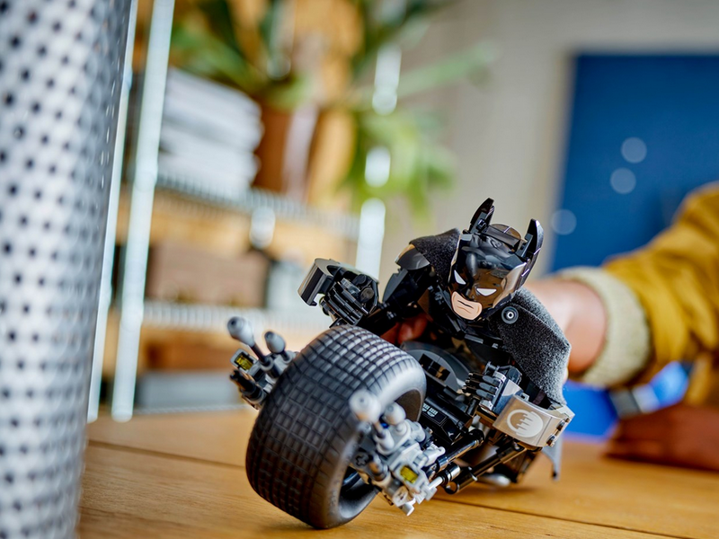 LEGO Super Heroes 76273 Batman™ Baufigur mit dem Batpod