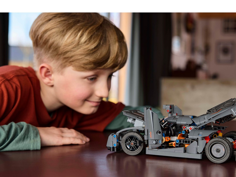 LEGO Technic 42173 Koenigsegg Jesko Absolut Supersportwagen in Grau