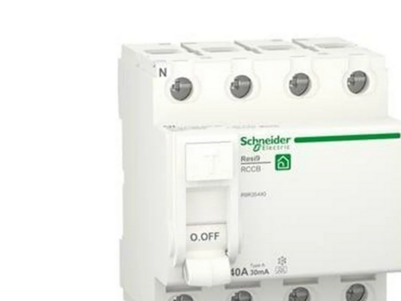 Schneider Electric Resi9 XP RCD/HPFI residual current circuit breaker 4P 40A 30mA class A 72mm