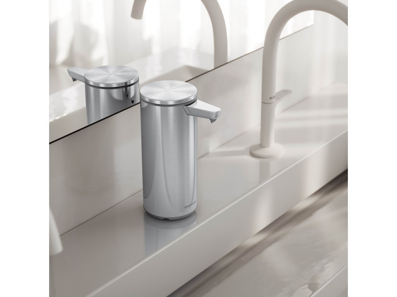Simplehuman 266 ml wiederaufladbare Sensorpumpe, gebürstet