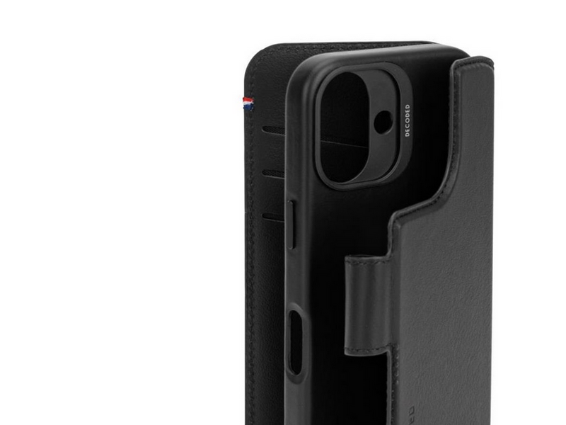 Decoded Leather Detachable Wallet for iPhone 16 Black