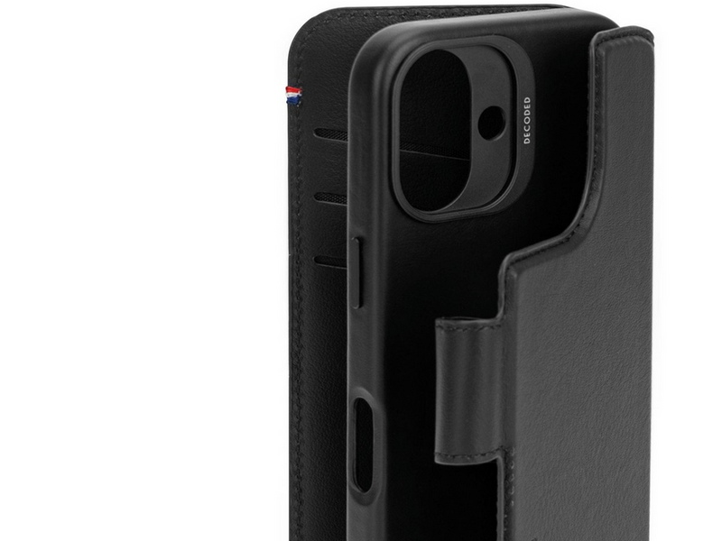 Decoded Leather Detachable Wallet for iPhone 16 Black