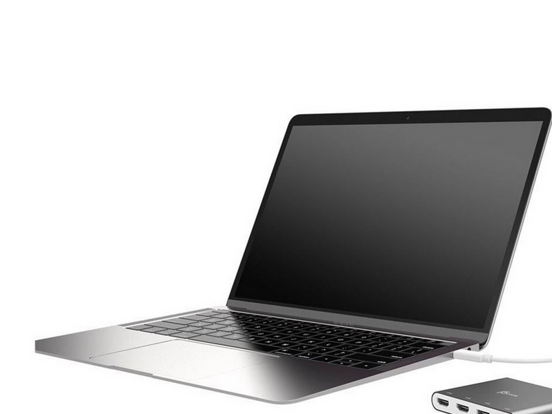 j5create USB-C to 4-Port HDMI Multi Monitor Adapter