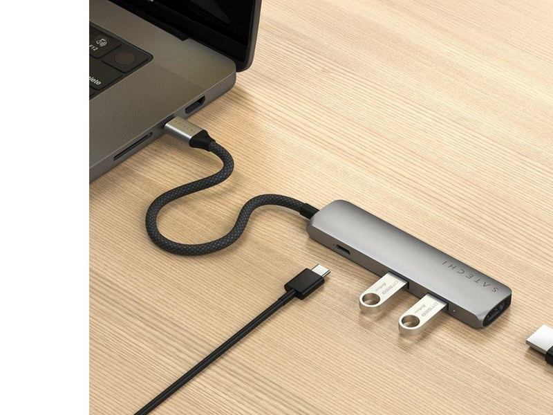 Satechi 4-in-1 USB-C Slim Multiport Adapter 4K - Space Grey
