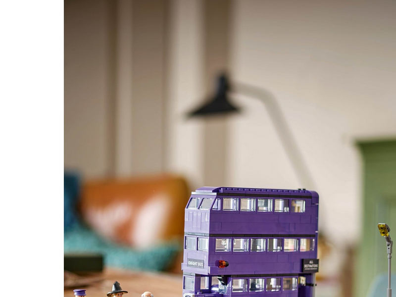 LEGO Harry Potter 76446 Abenteuer mit dem Fahrenden Ritter